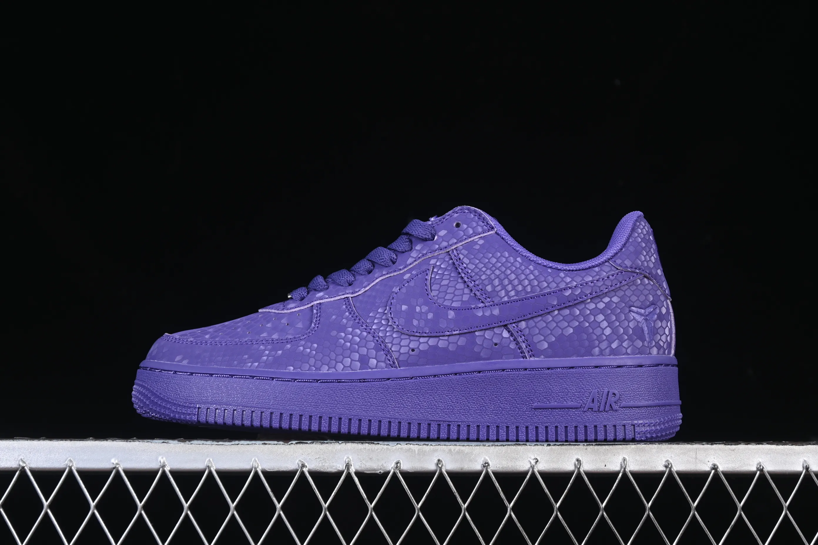 All categories Nk Air Force 1 Air Force series Nk Air Force 1 Low Kobe x Nike Air Force 1'07 Low Kobe Air Force 1 low-top casual sneakers IB0018-500